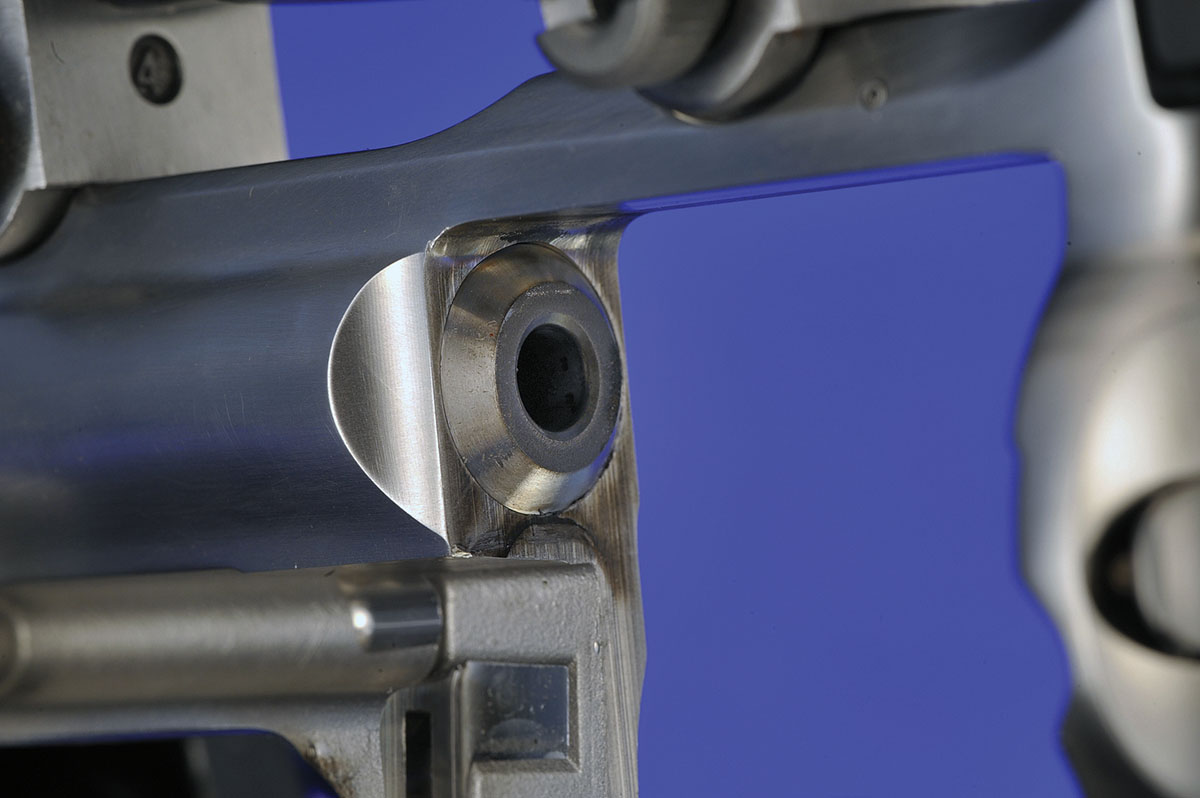 The gun has a 9½-inch barrel and is fitted and installed with minimum clearances between cylinder and breech.